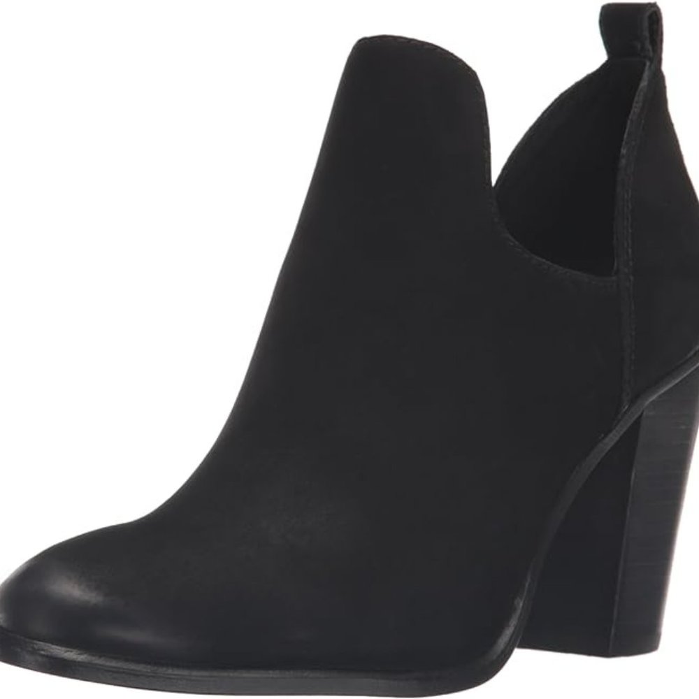 Vince Camuto Women's Federa Ankle Bootie